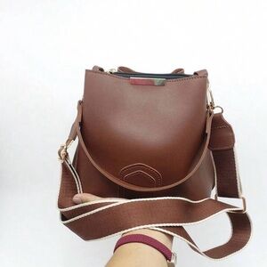 NWOT beautiful medium bag